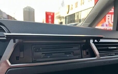 Volkswagen Touran III, 2021 год, 1 490 004 рублей, 24 фотография