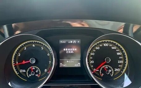 Volkswagen Touran III, 2021 год, 1 490 004 рублей, 27 фотография