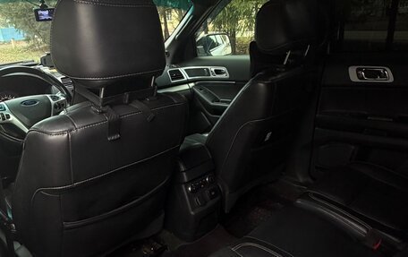 Ford Explorer VI, 2013 год, 1 800 000 рублей, 7 фотография