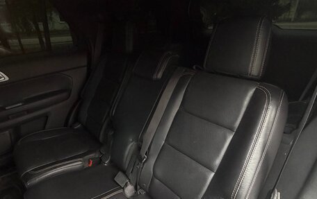 Ford Explorer VI, 2013 год, 1 800 000 рублей, 6 фотография