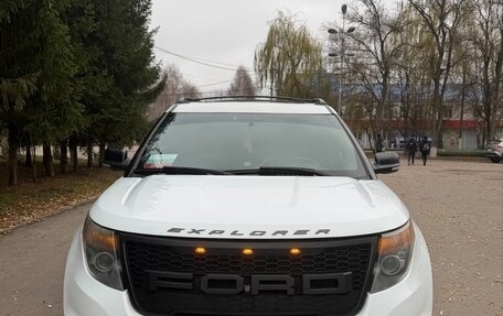 Ford Explorer VI, 2013 год, 1 800 000 рублей, 10 фотография