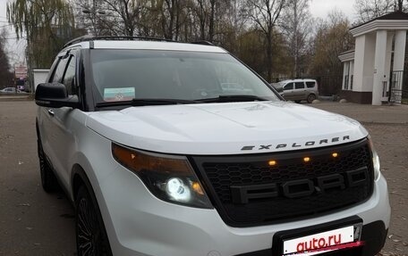 Ford Explorer VI, 2013 год, 1 800 000 рублей, 15 фотография