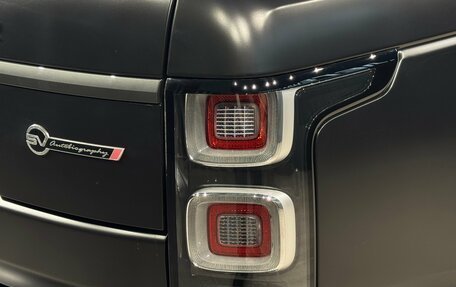 Land Rover Range Rover IV рестайлинг, 2019 год, 6 190 000 рублей, 8 фотография