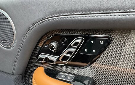 Land Rover Range Rover IV рестайлинг, 2019 год, 6 190 000 рублей, 33 фотография