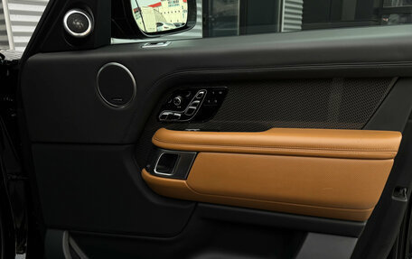 Land Rover Range Rover IV рестайлинг, 2019 год, 6 190 000 рублей, 32 фотография