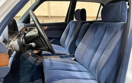 Mercedes-Benz S-Класс, 1989 год, 4 400 000 рублей, 6 фотография