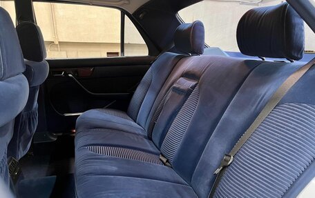 Mercedes-Benz S-Класс, 1989 год, 4 400 000 рублей, 12 фотография