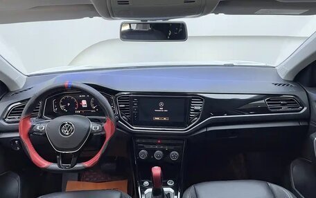 Volkswagen T-Roc I, 2022 год, 1 464 005 рублей, 7 фотография