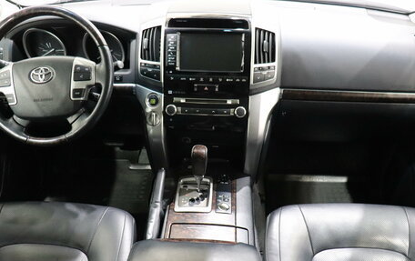 Toyota Land Cruiser 200, 2012 год, 4 050 000 рублей, 15 фотография