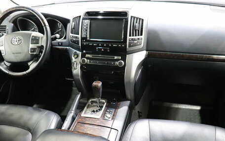 Toyota Land Cruiser 200, 2012 год, 4 050 000 рублей, 14 фотография