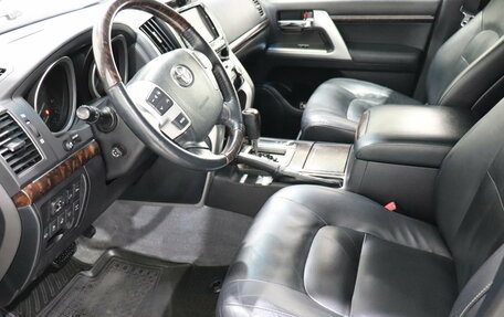 Toyota Land Cruiser 200, 2012 год, 4 050 000 рублей, 17 фотография