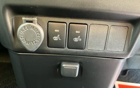 Toyota Roomy I, 2023 год, 974 000 рублей, 15 фотография