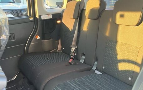 Toyota Roomy I, 2023 год, 974 000 рублей, 35 фотография