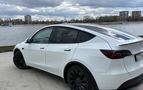 Tesla Model Y I, 2022 год, 4 800 000 рублей, 7 фотография