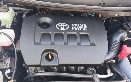 Toyota ISis I, 2011 год, 1 299 000 рублей, 5 фотография