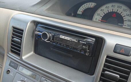 Toyota Raum II, 2004 год, 527 000 рублей, 10 фотография