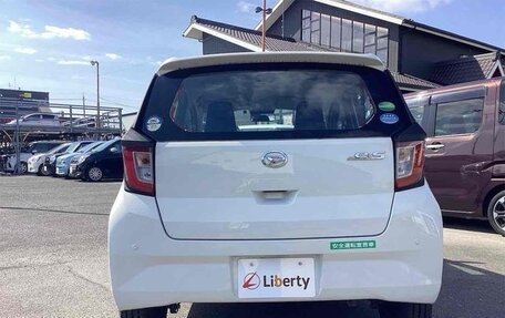 Daihatsu Mira e:S II, 2018 год, 455 000 рублей, 4 фотография