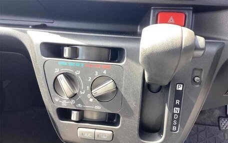 Daihatsu Mira e:S II, 2018 год, 455 000 рублей, 8 фотография