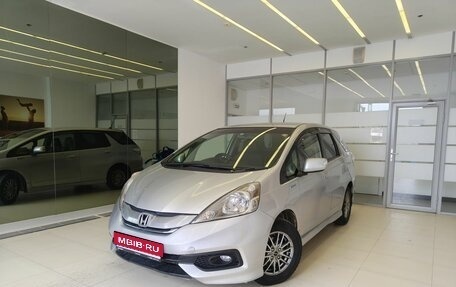 Honda Fit Shuttle I рестайлинг, 2014 год, 1 060 000 рублей, 1 фотография