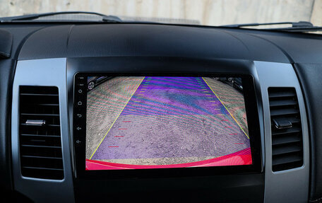 Mitsubishi Outlander III рестайлинг 3, 2011 год, 1 150 000 рублей, 13 фотография