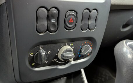 Renault Logan I, 2010 год, 370 000 рублей, 16 фотография