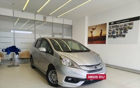 Honda Fit Shuttle I рестайлинг, 2014 год, 1 060 000 рублей, 3 фотография