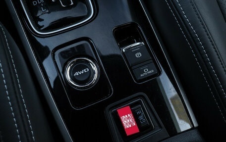 Mitsubishi Outlander III рестайлинг 3, 2019 год, 2 200 000 рублей, 17 фотография