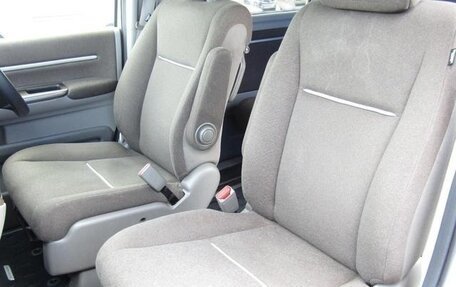 Honda Stepwgn IV, 2017 год, 1 250 005 рублей, 7 фотография