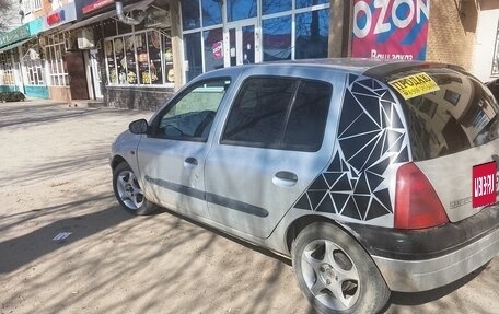 Renault Clio III, 1999 год, 190 000 рублей, 2 фотография