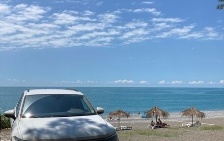 Volkswagen Tiguan II, 2021 год, 2 950 000 рублей, 4 фотография