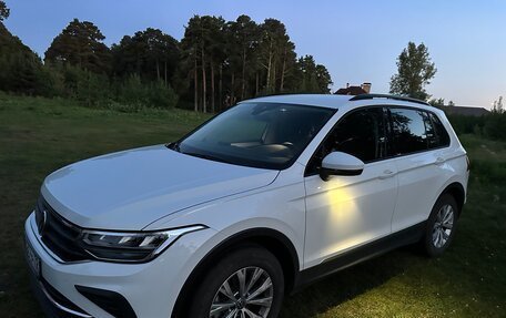 Volkswagen Tiguan II, 2021 год, 2 950 000 рублей, 8 фотография