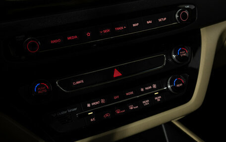 KIA Carnival III, 2019 год, 2 999 700 рублей, 20 фотография