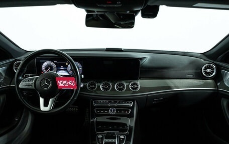 Mercedes-Benz CLS, 2020 год, 3 750 000 рублей, 13 фотография