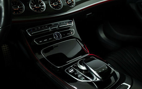 Mercedes-Benz CLS, 2020 год, 3 750 000 рублей, 25 фотография