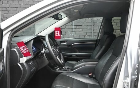 Toyota Highlander III, 2015 год, 3 050 000 рублей, 10 фотография