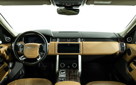 Land Rover Range Rover IV рестайлинг, 2019 год, 6 000 000 рублей, 13 фотография