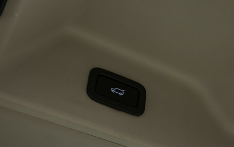 Land Rover Range Rover IV рестайлинг, 2019 год, 6 000 000 рублей, 37 фотография