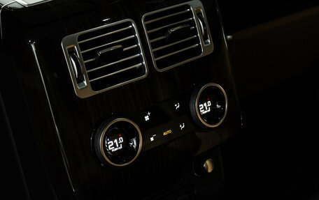 Land Rover Range Rover IV рестайлинг, 2019 год, 6 000 000 рублей, 30 фотография