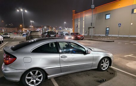 Mercedes-Benz C-Класс, 2003 год, 400 000 рублей, 4 фотография