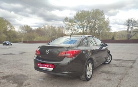 Opel Astra J, 2013 год, 1 150 000 рублей, 3 фотография