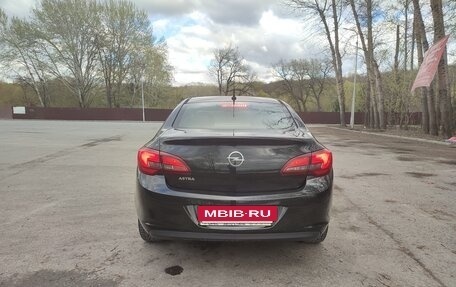 Opel Astra J, 2013 год, 1 150 000 рублей, 9 фотография