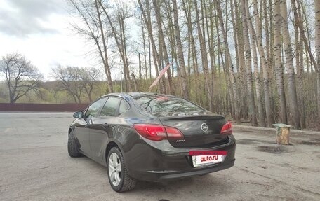 Opel Astra J, 2013 год, 1 150 000 рублей, 4 фотография