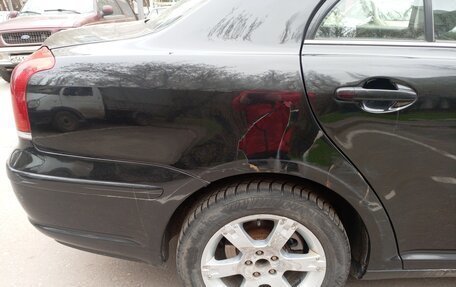 Toyota Avensis III рестайлинг, 2005 год, 600 000 рублей, 5 фотография