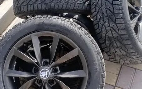 Skoda Yeti I рестайлинг, 2014 год, 1 300 000 рублей, 8 фотография