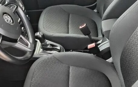 Skoda Yeti I рестайлинг, 2014 год, 1 300 000 рублей, 12 фотография