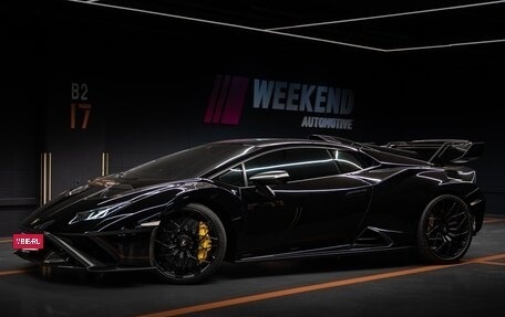 Lamborghini Huracán, 2023 год, 31 390 000 рублей, 3 фотография