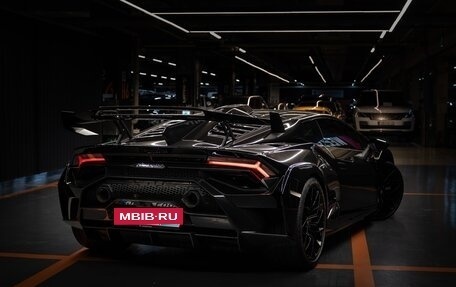 Lamborghini Huracán, 2023 год, 31 390 000 рублей, 4 фотография