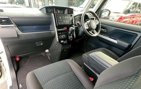 Toyota Roomy I, 2023 год, 960 000 рублей, 10 фотография