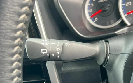 Toyota Roomy I, 2023 год, 960 000 рублей, 13 фотография