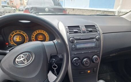 Toyota Corolla, 2008 год, 900 000 рублей, 8 фотография